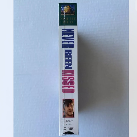 NEVER BEEN KISSED (VHS, 1999) DAVID ARQUETTE, DREW BARRYMORE NEW FACTORY SEALED - Picture 4 of 4